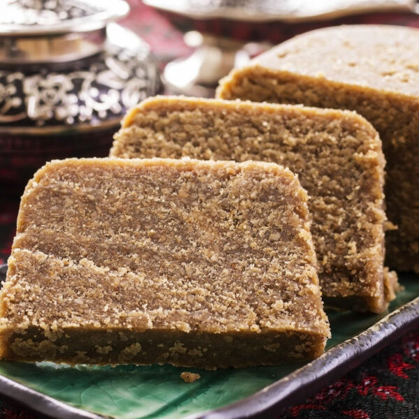Halva Simigdalenios (semolina) - Gastronomy Tours shutterstock 139179932 Copy - Gastronomy Tours